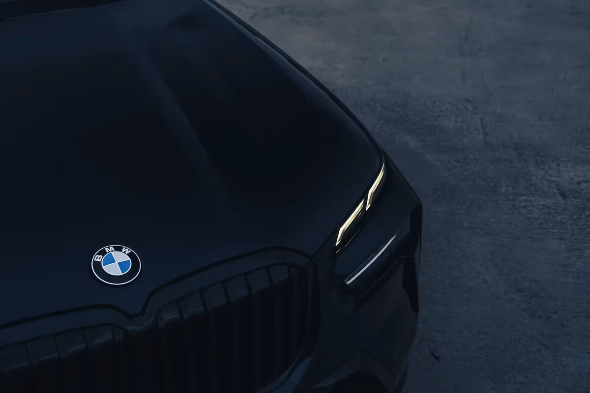 BMW X7 40i — koła, wynajem w Warszawie