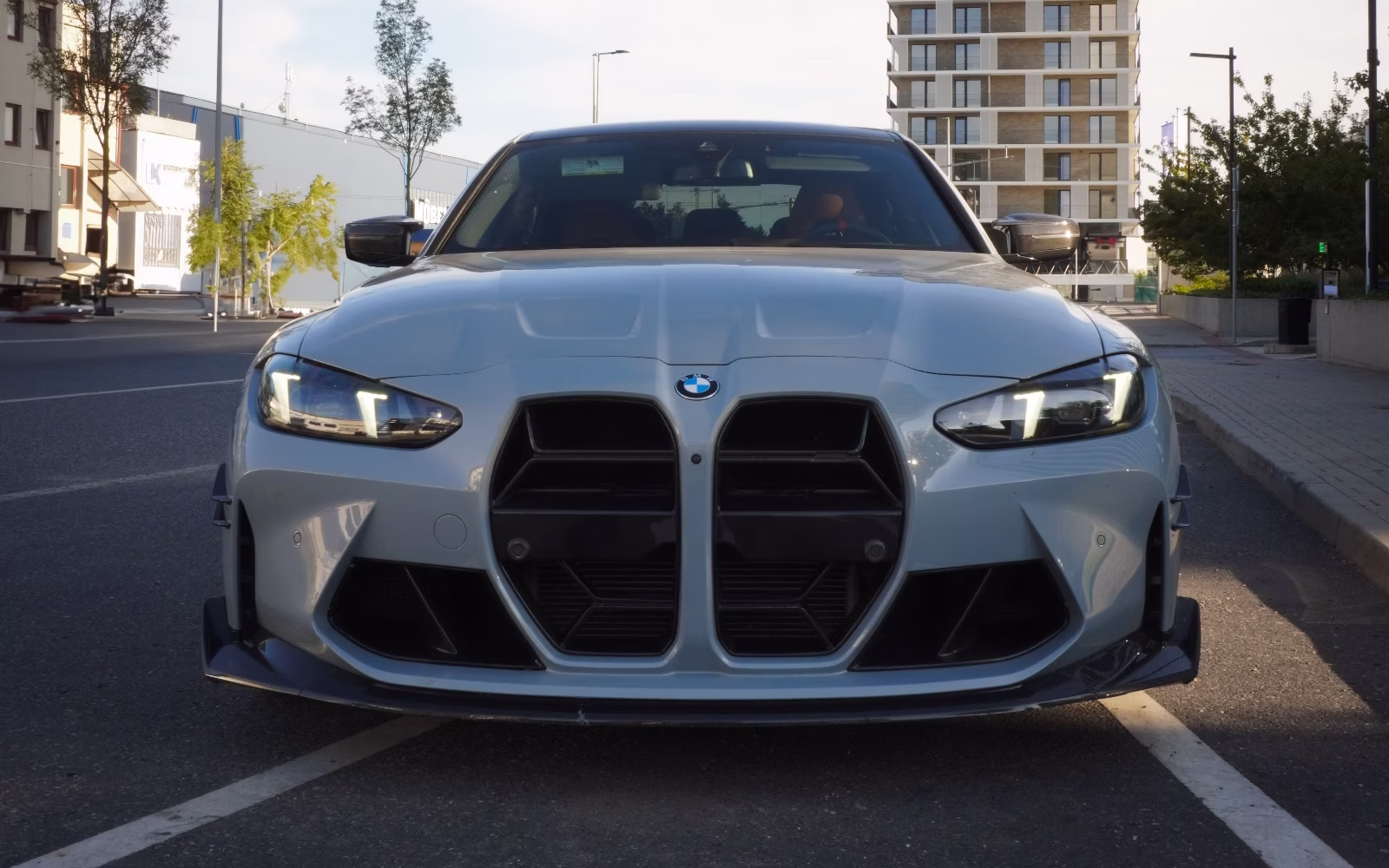 BMW M3 Competition — przód ¾, wynajem w Warszawie